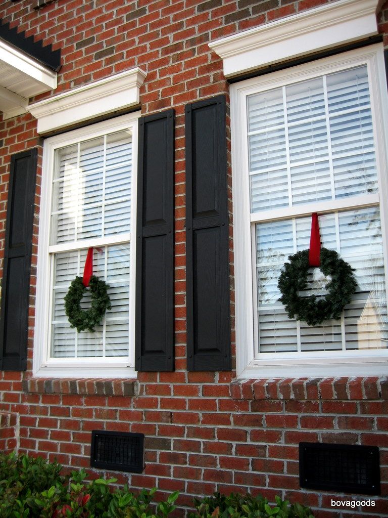 How to Hang Christmas Wreaths On Windows