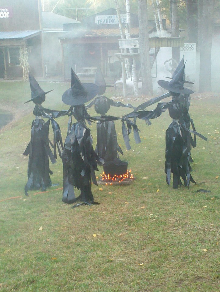 Witch Circle Halloween Decorations Ideas