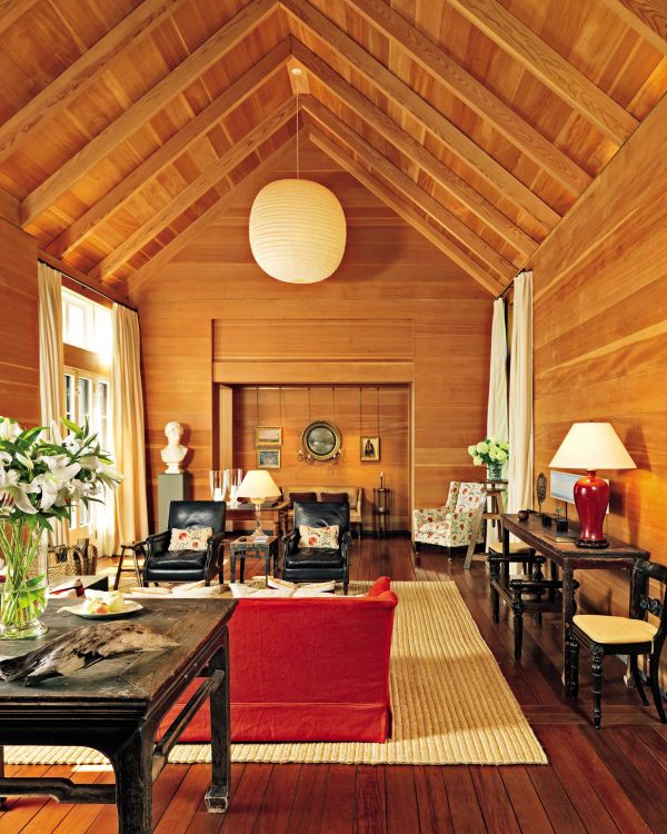 decorating-a-wood-paneled-living-room