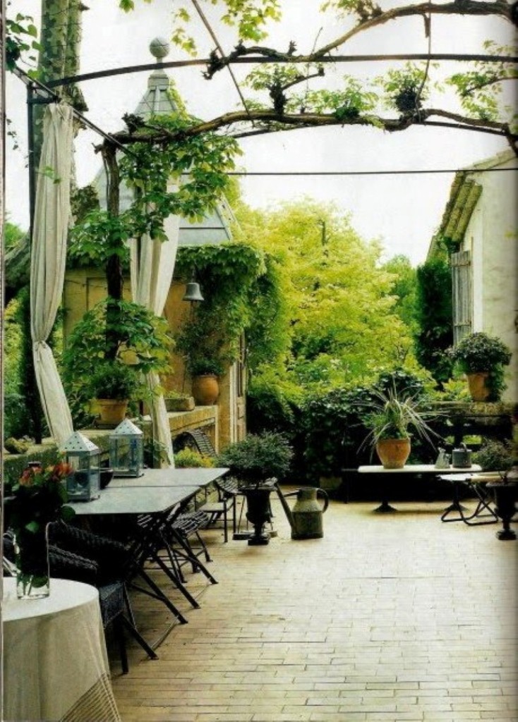 french-country-new-garden-design