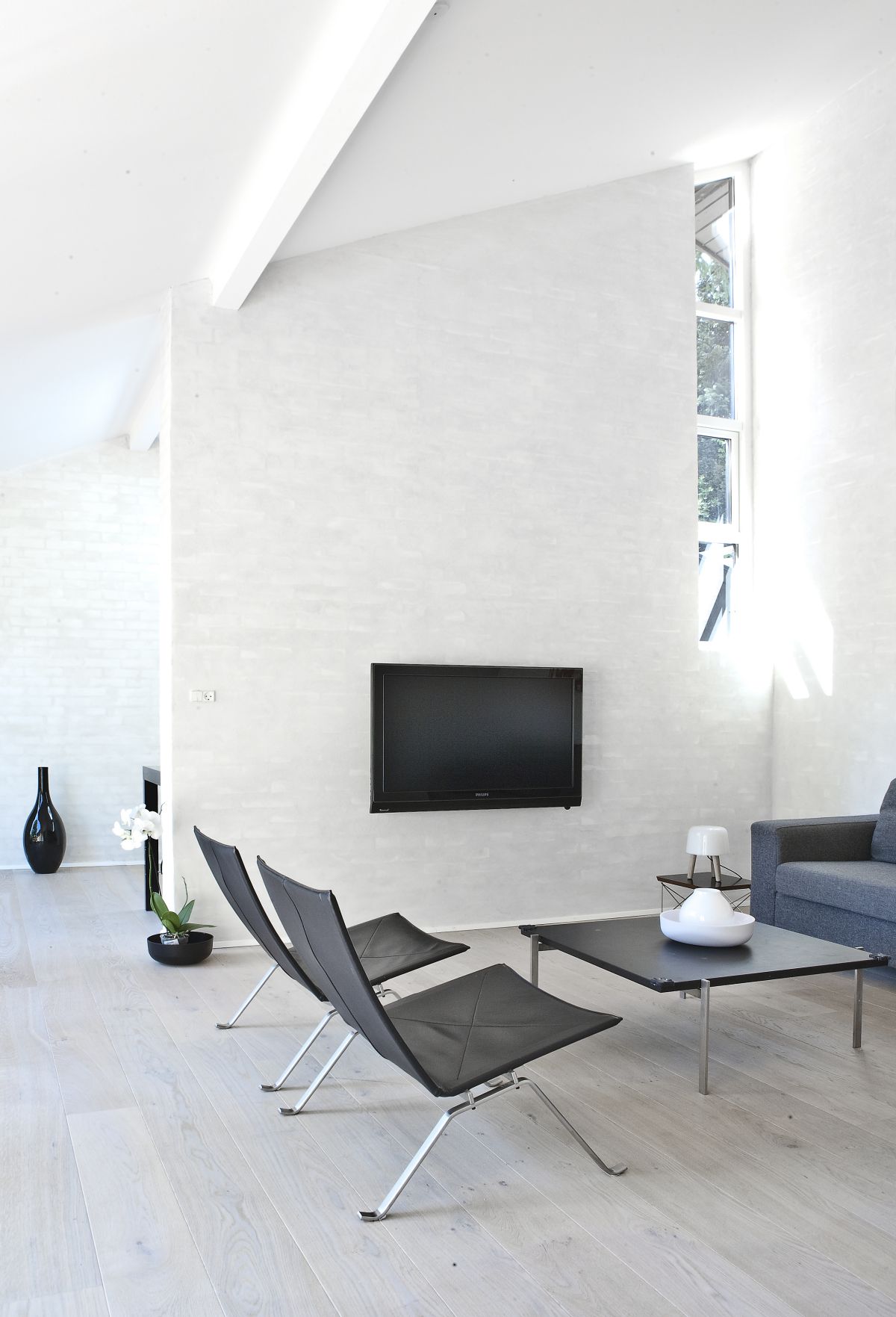 modern-minimalist-living-room-design