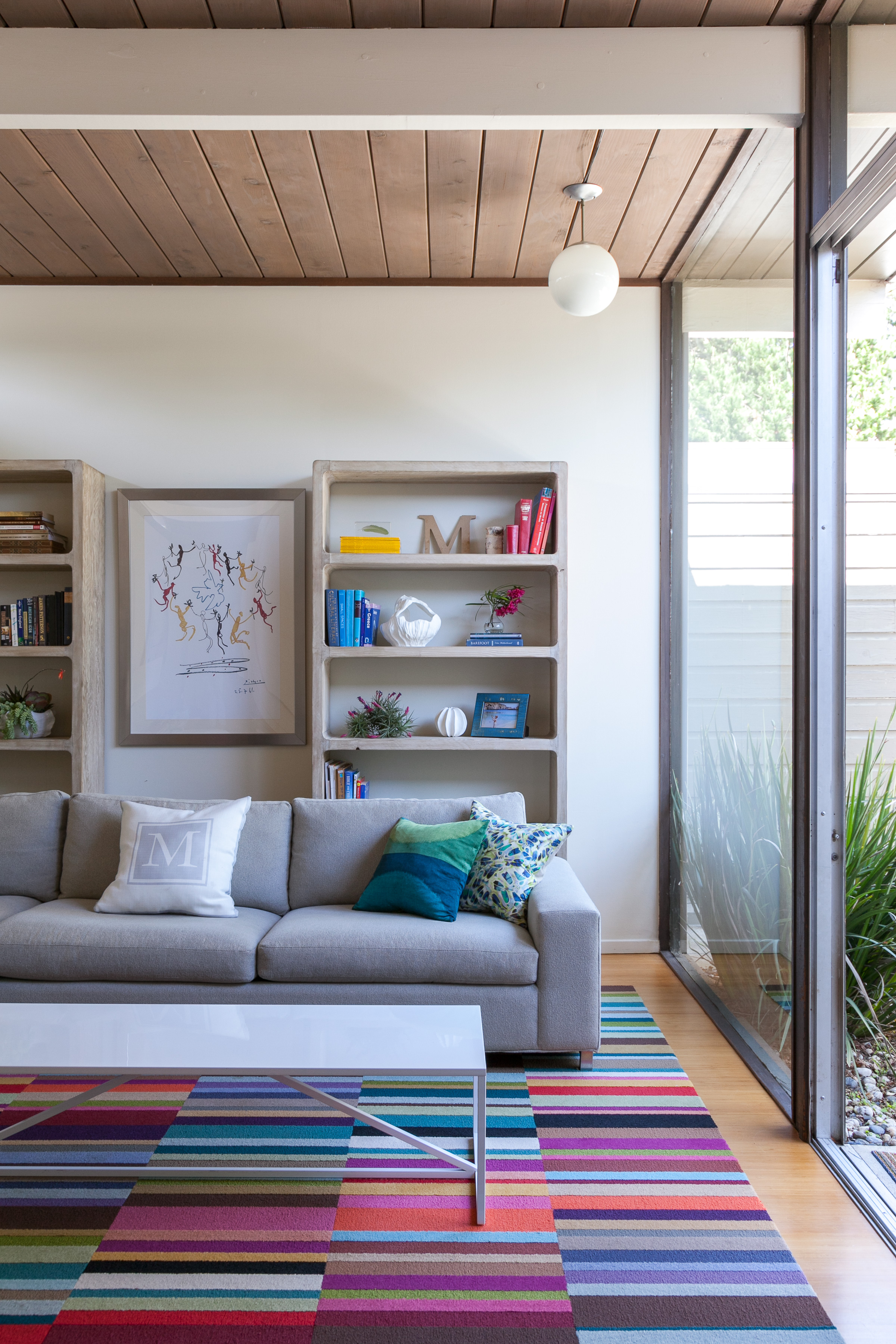 multicolour-living-room-design
