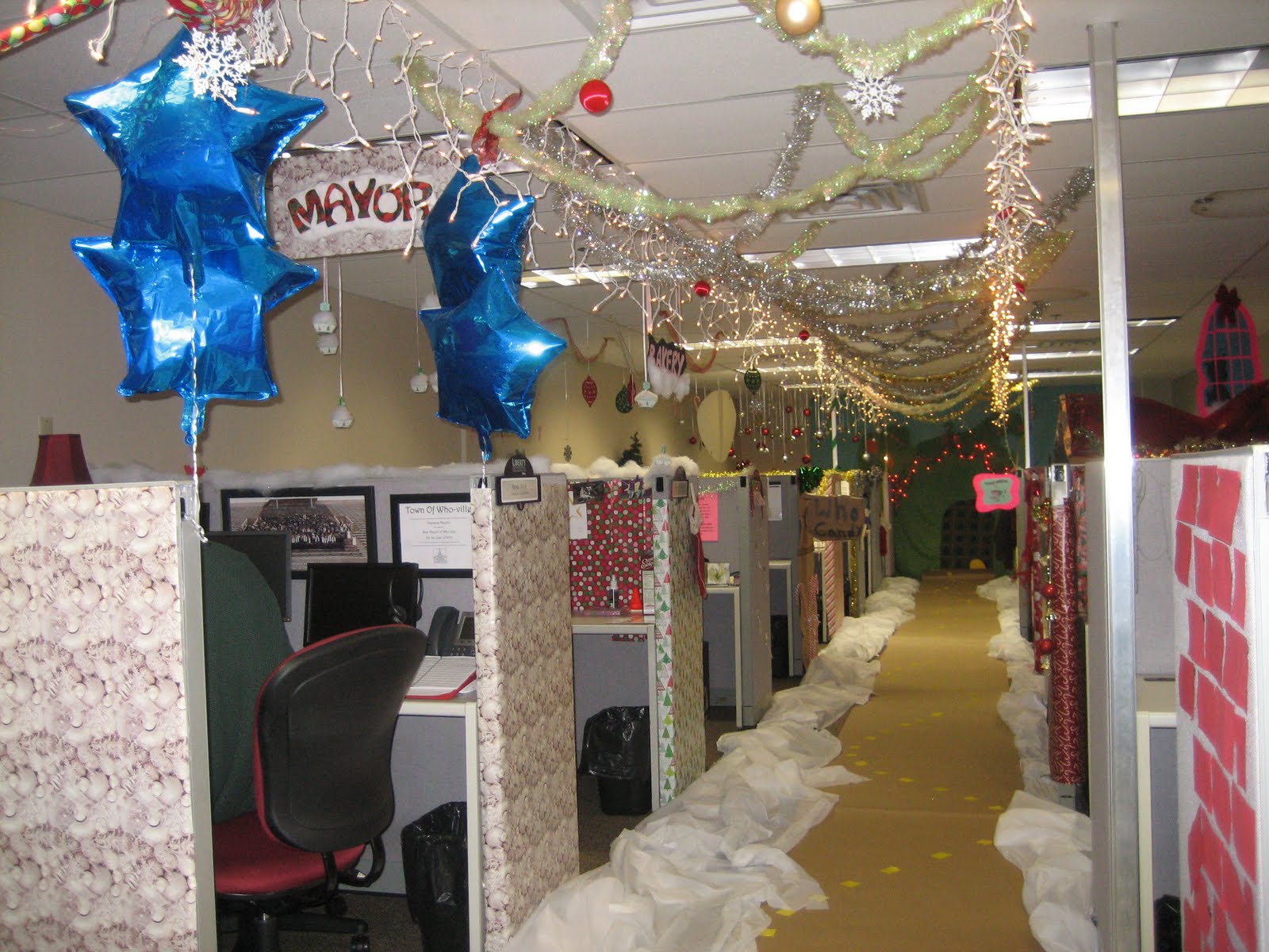 Office Cubicle Christmas Decorating Ideas 2016 