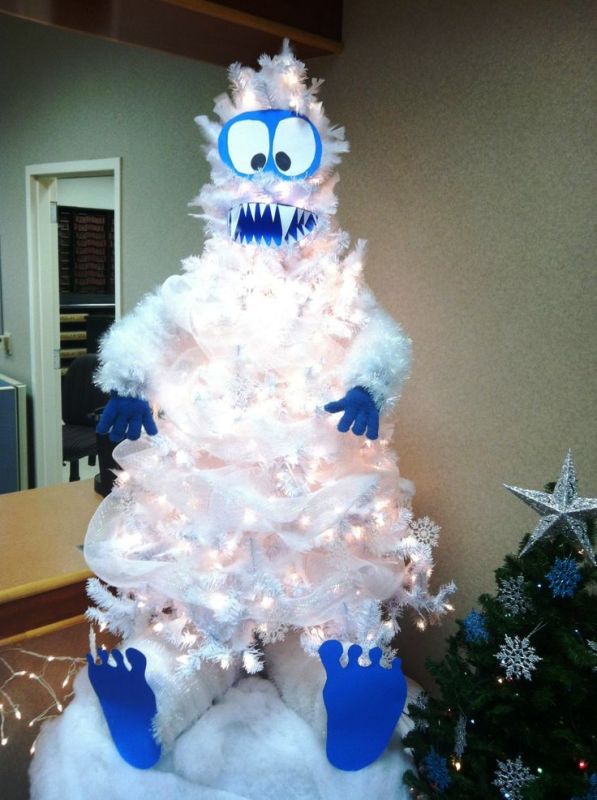 abominable-snowman-christmas-tree
