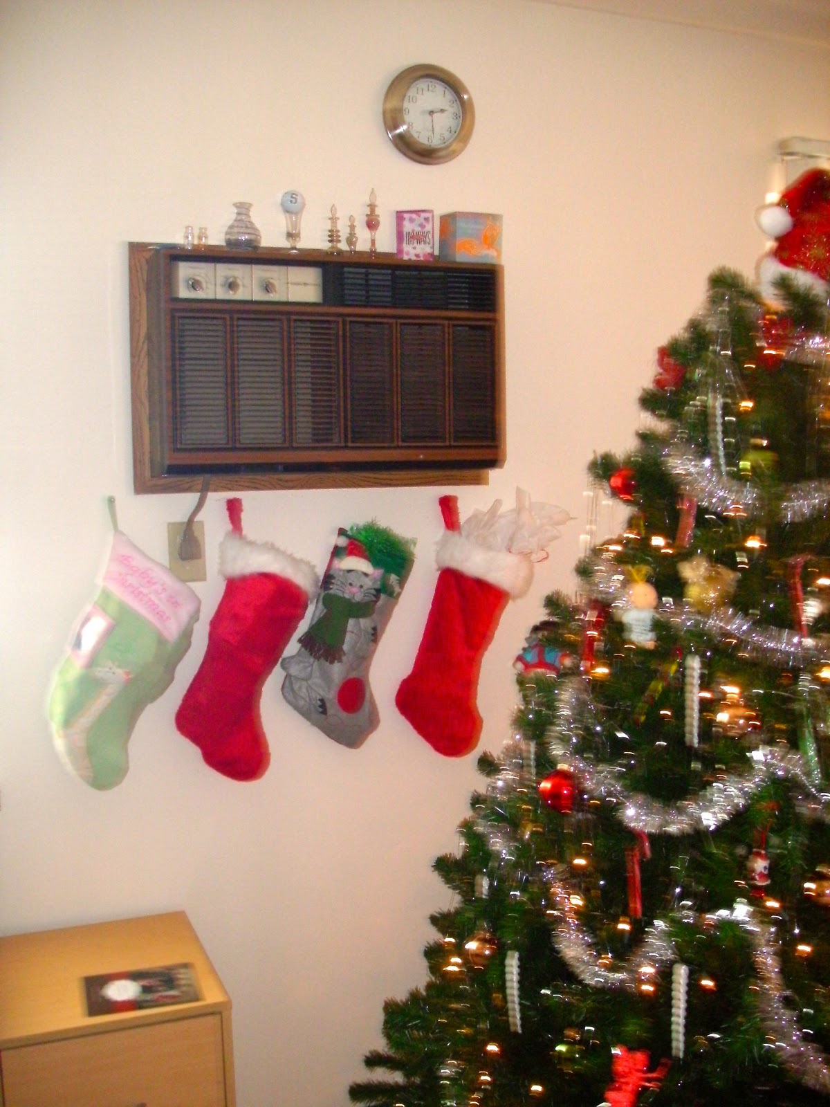 apartment-christmas-decorations