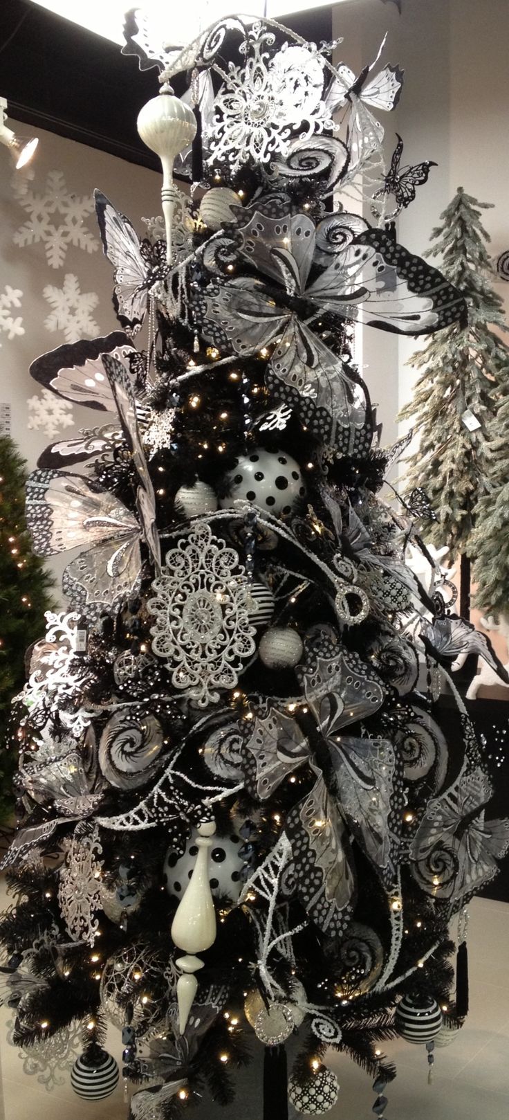 black-and-white-christmas-tree-ornament