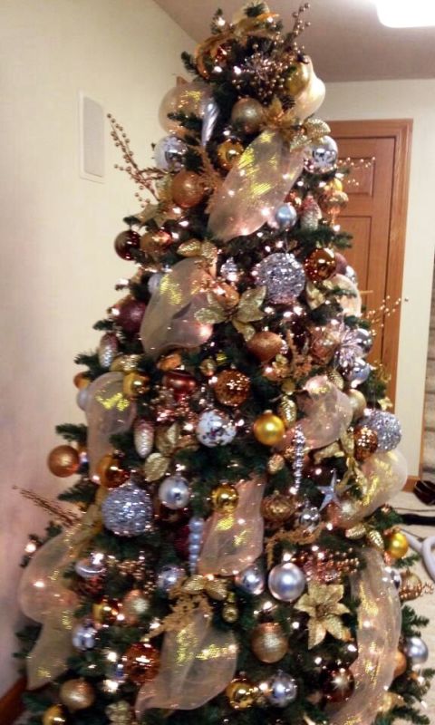37 Beautiful Christmas Tree Decorations Ideas - Decoration Love