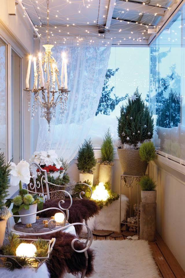 christmas-balcony-decorating-ideas