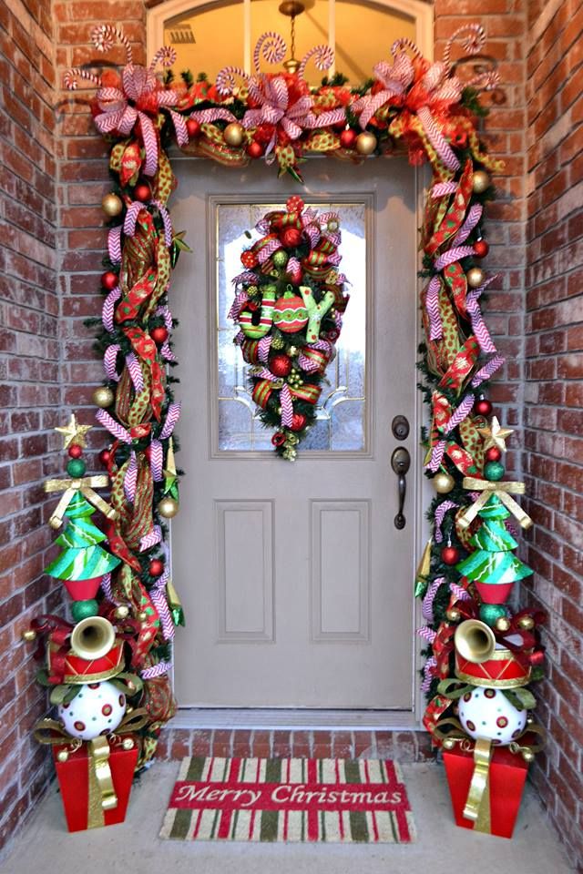 christmas-front-door
