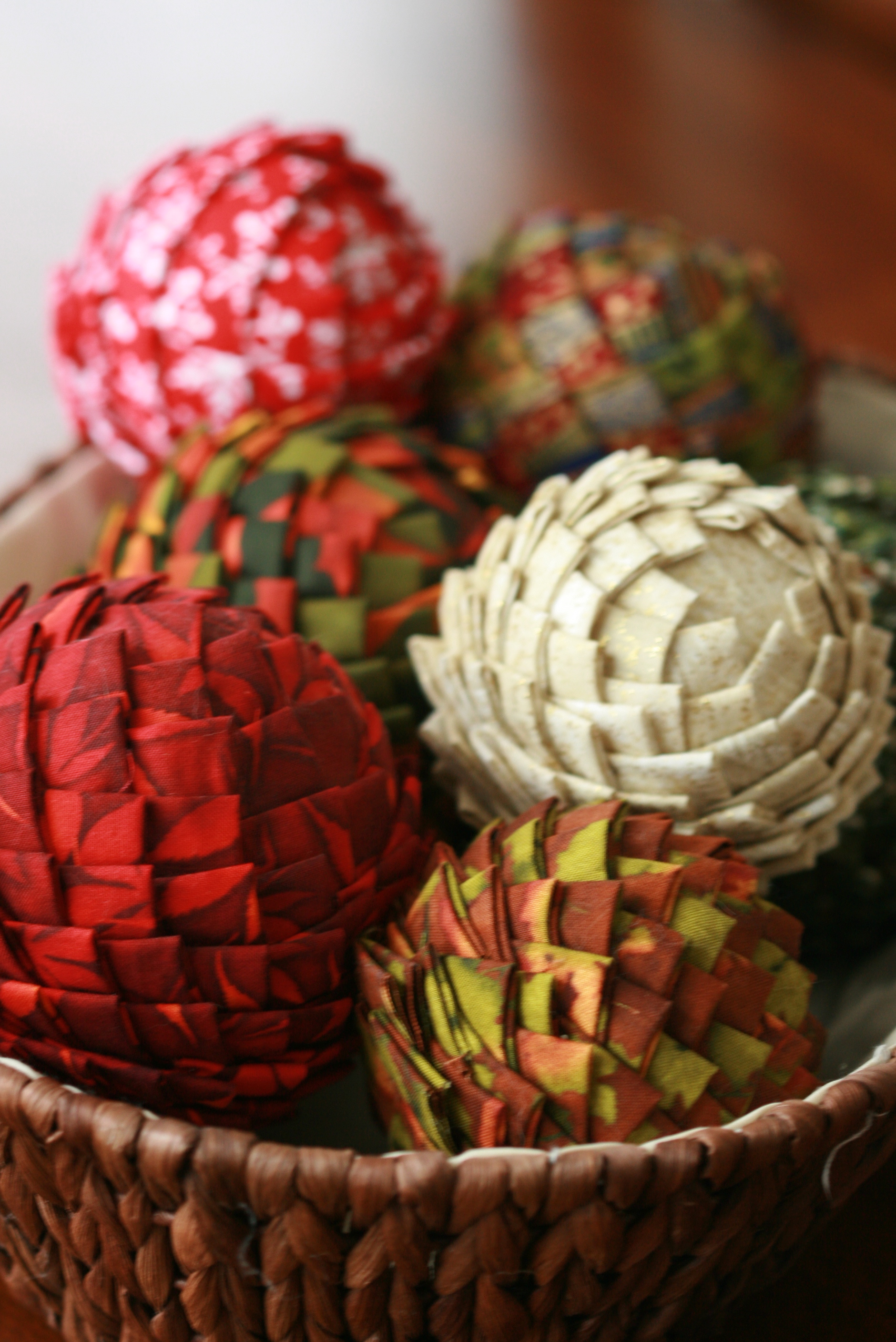 christmas-ornament-styrofoam-ball-fabric