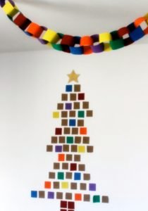 38 Innovative Little Christmas Tree Decorations Ideas - Decoration Love