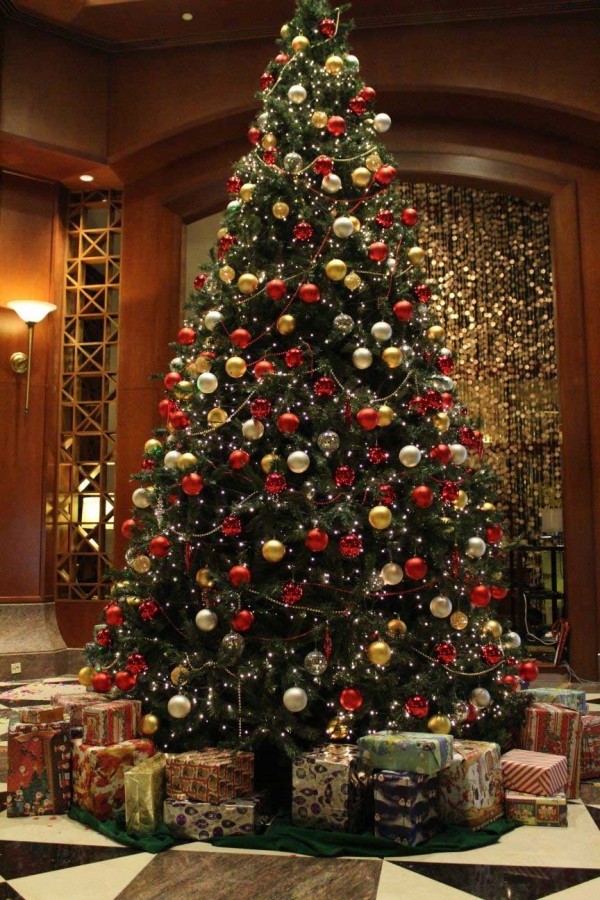 classic-christmas-tree-decorating-ideas