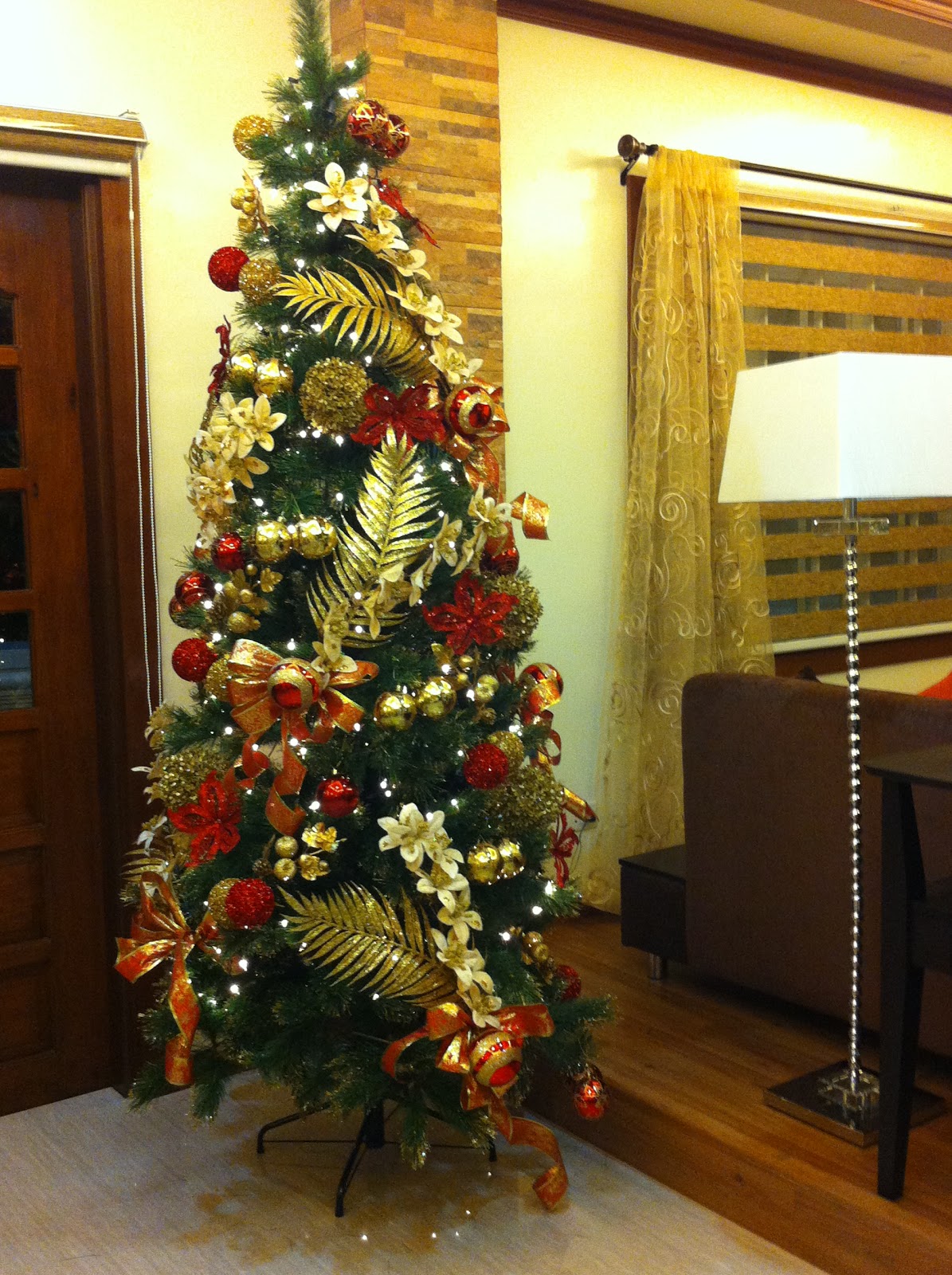 classic-christmas-tree-design