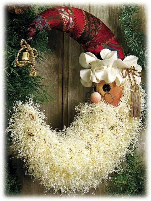 creative-christmas-wreath-santa