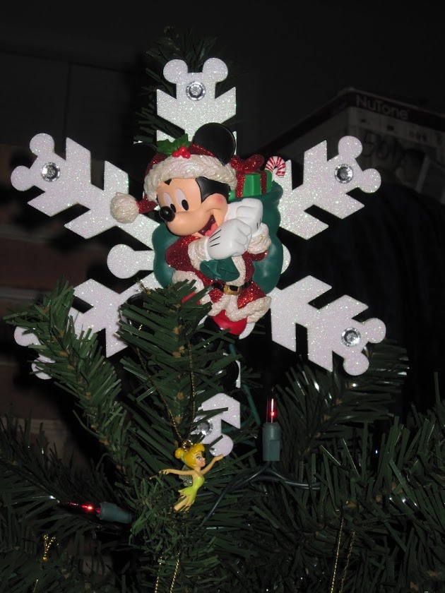 disney-christmas-decorations-ideas