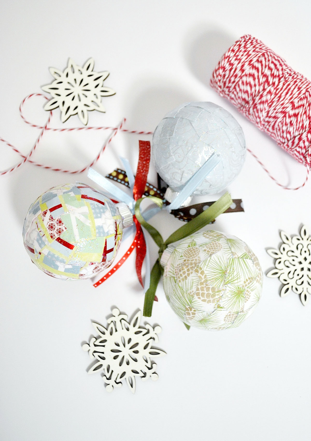 easy-diy-paper-christmas-ornament