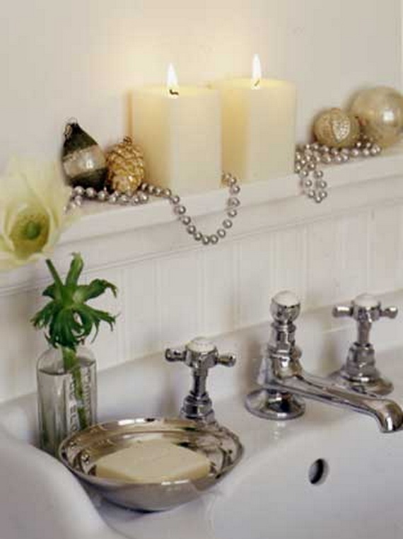 fine-christmas-bathroom-decorating-idea