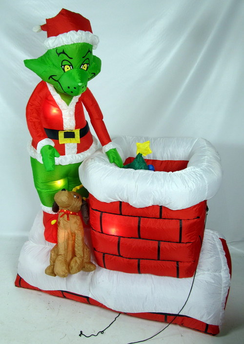 grinch-outdoor-inflatable-christmas-decorations