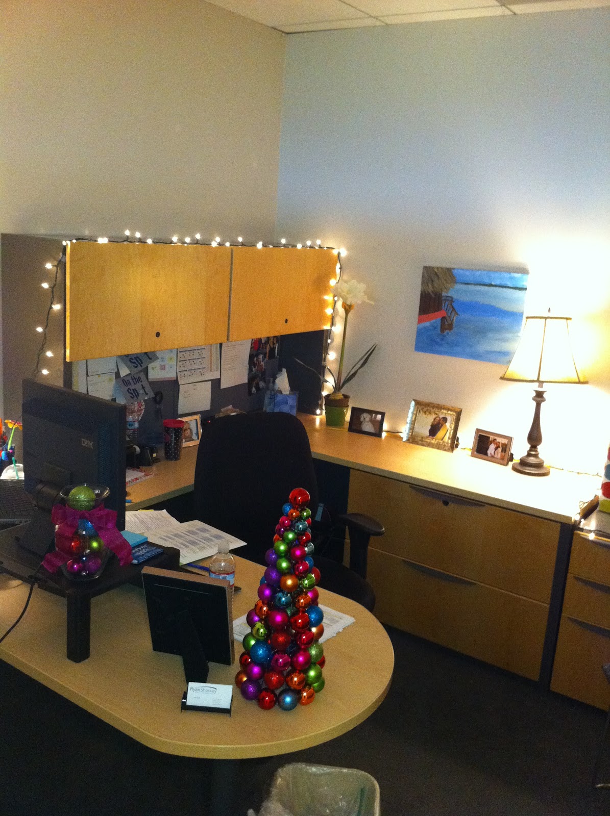 office-christmas-decorating-ideas
