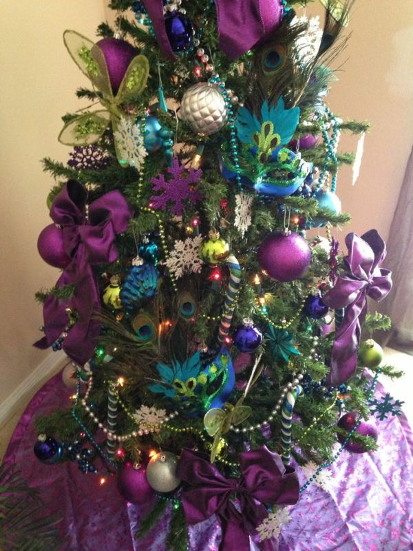 peacock-christmas-tree-decorating-ideas