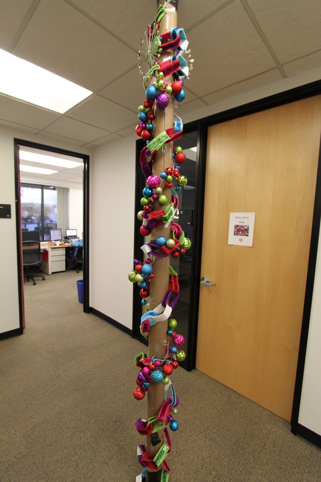 pole-office-christmas-decorating-contest-ideas