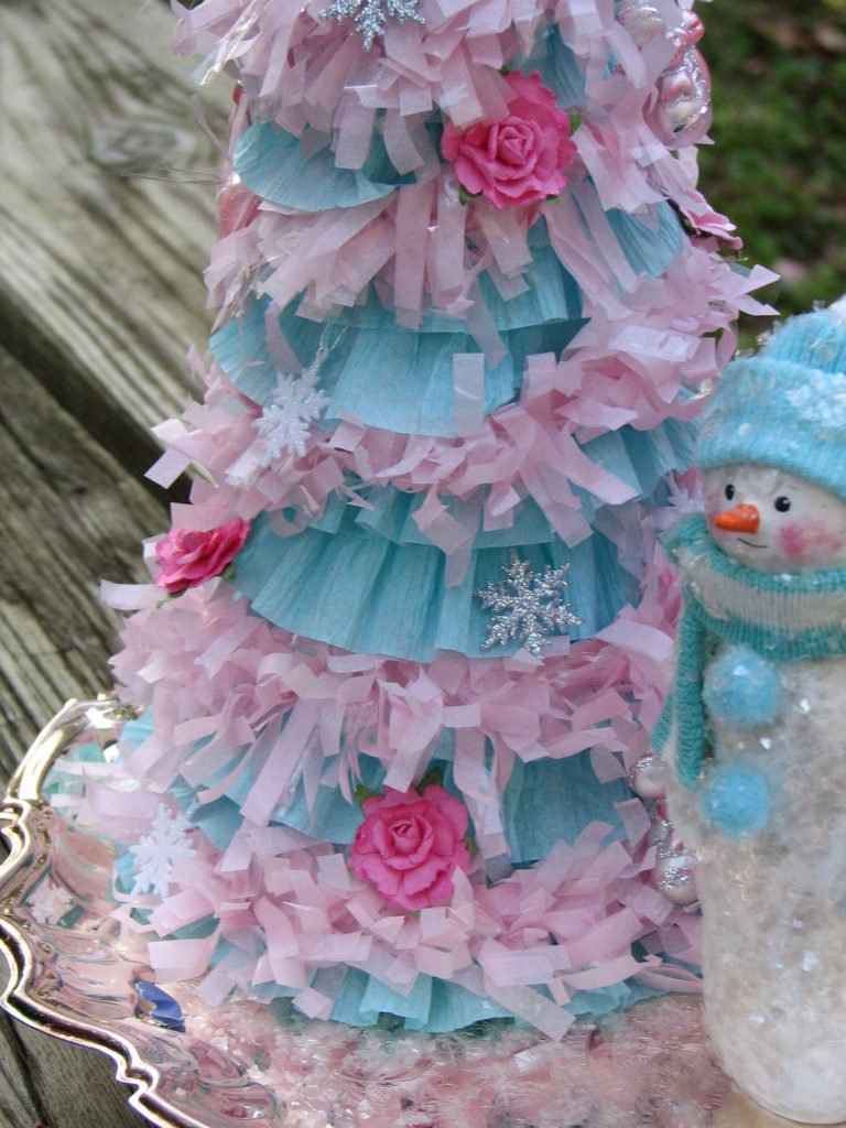 40 Fantastic Shabby Chic Christmas Decoration Ideas Decoration Love   Prity Shabby Chic Pink Christmas Tree 768x1024 