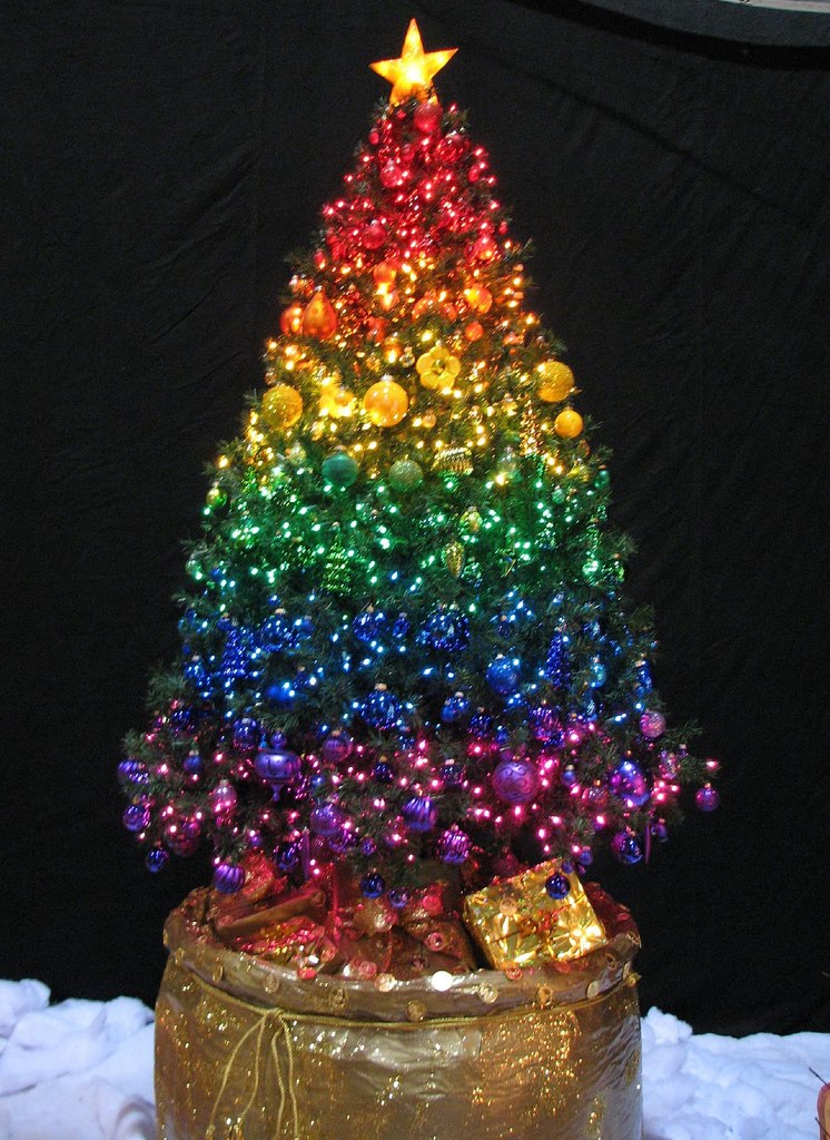 rainbow-christmas-tree-idea