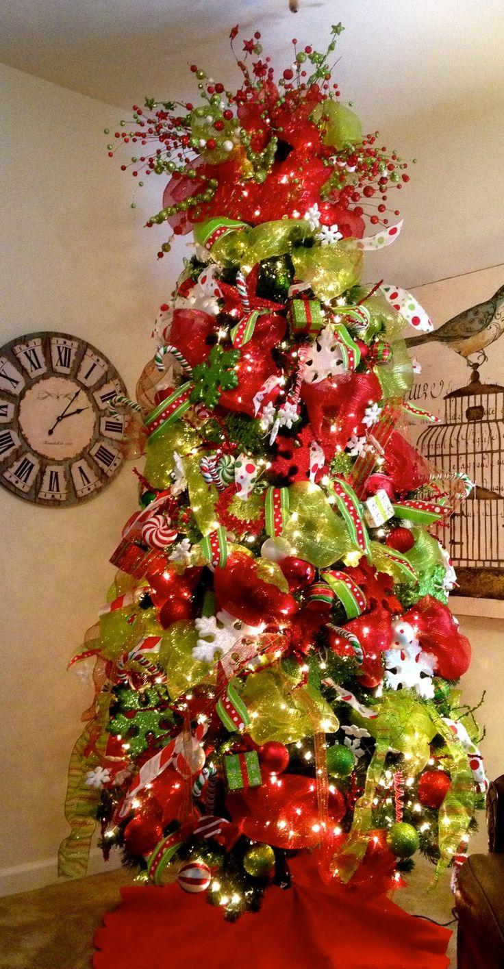 The Grinch Christmas Tree Decorations Ideas / Grinch-themed Christmas ...
