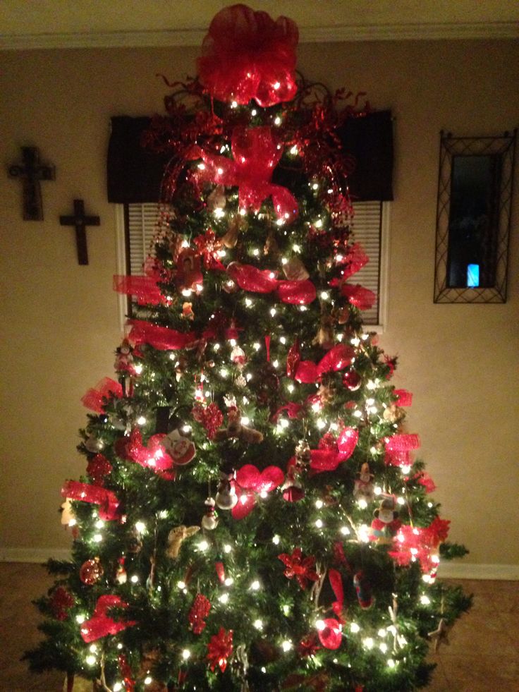 using-deco-mesh-christmas-tree