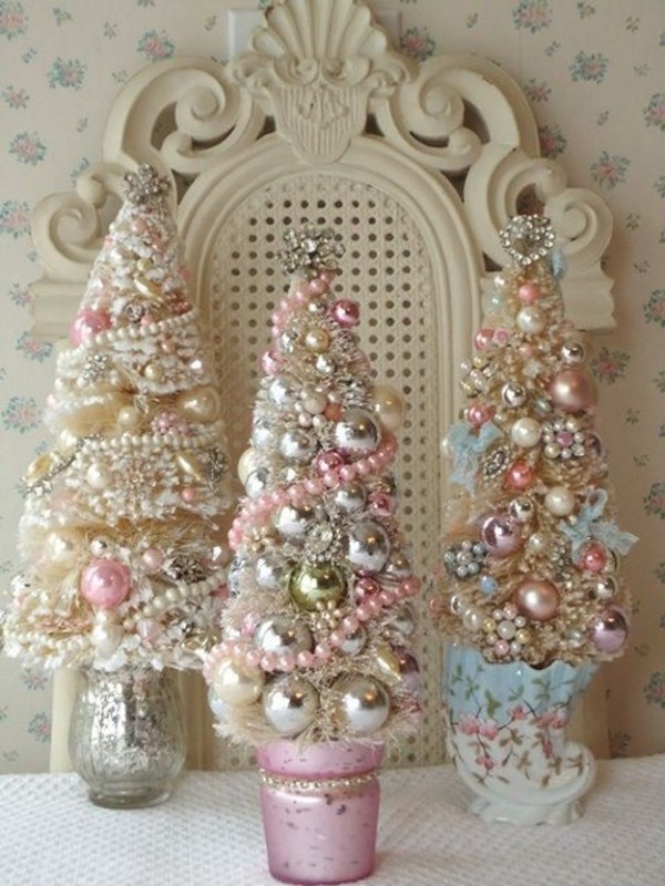40 Mini Christmas Tree Decorations Ideas - Decoration Love