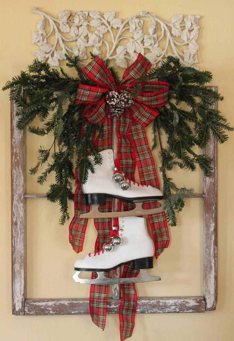 vintage-toy-christmas-wreath