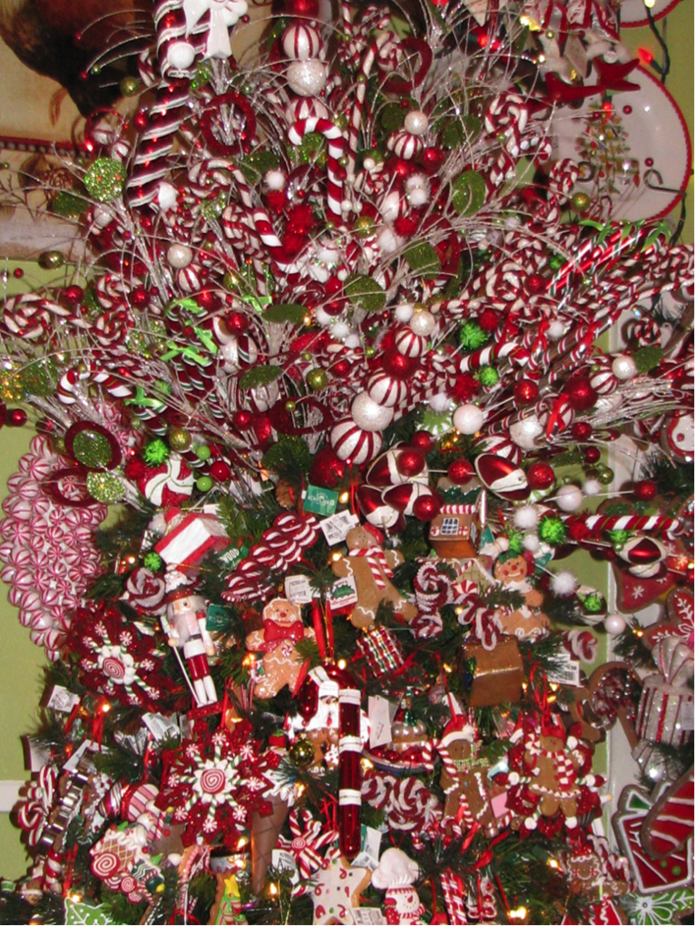 whimsical-christmas-decoration