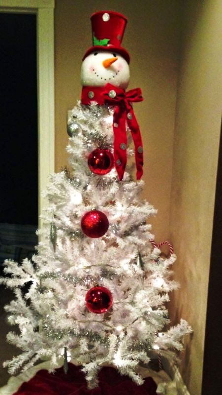 white-christmas-tree-as-snowman-fine-ideas