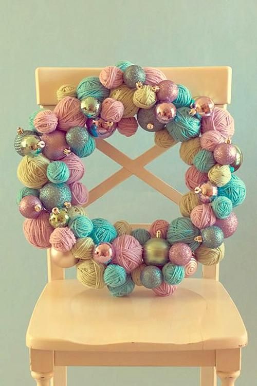 yarn-ball-wreath-tutorial