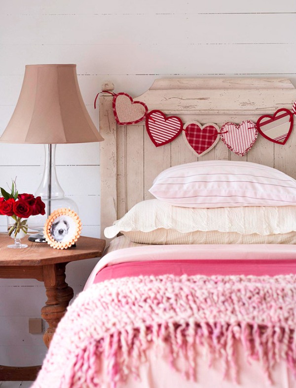 bedroom-decorating-for-valentines-day