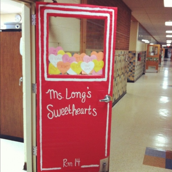 heart-classroom-door-decorations