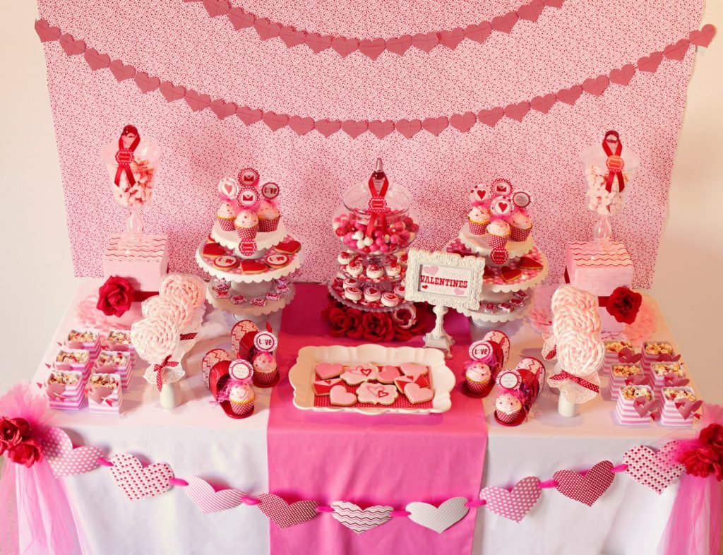 30 Valentines Party Decorations Ideas - Decoration Love